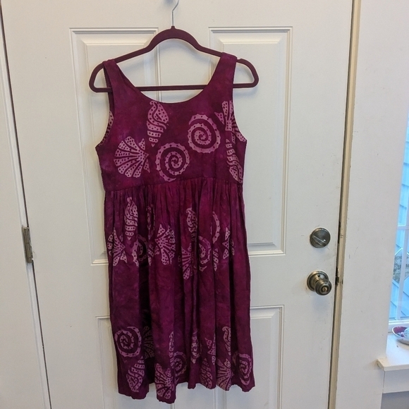 Puakeni Keni Hawaiian Dress Jumper - Picture 4 of 4